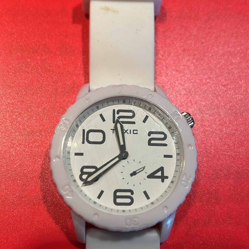 Toxic Brand Watch - Picture 2 of 7